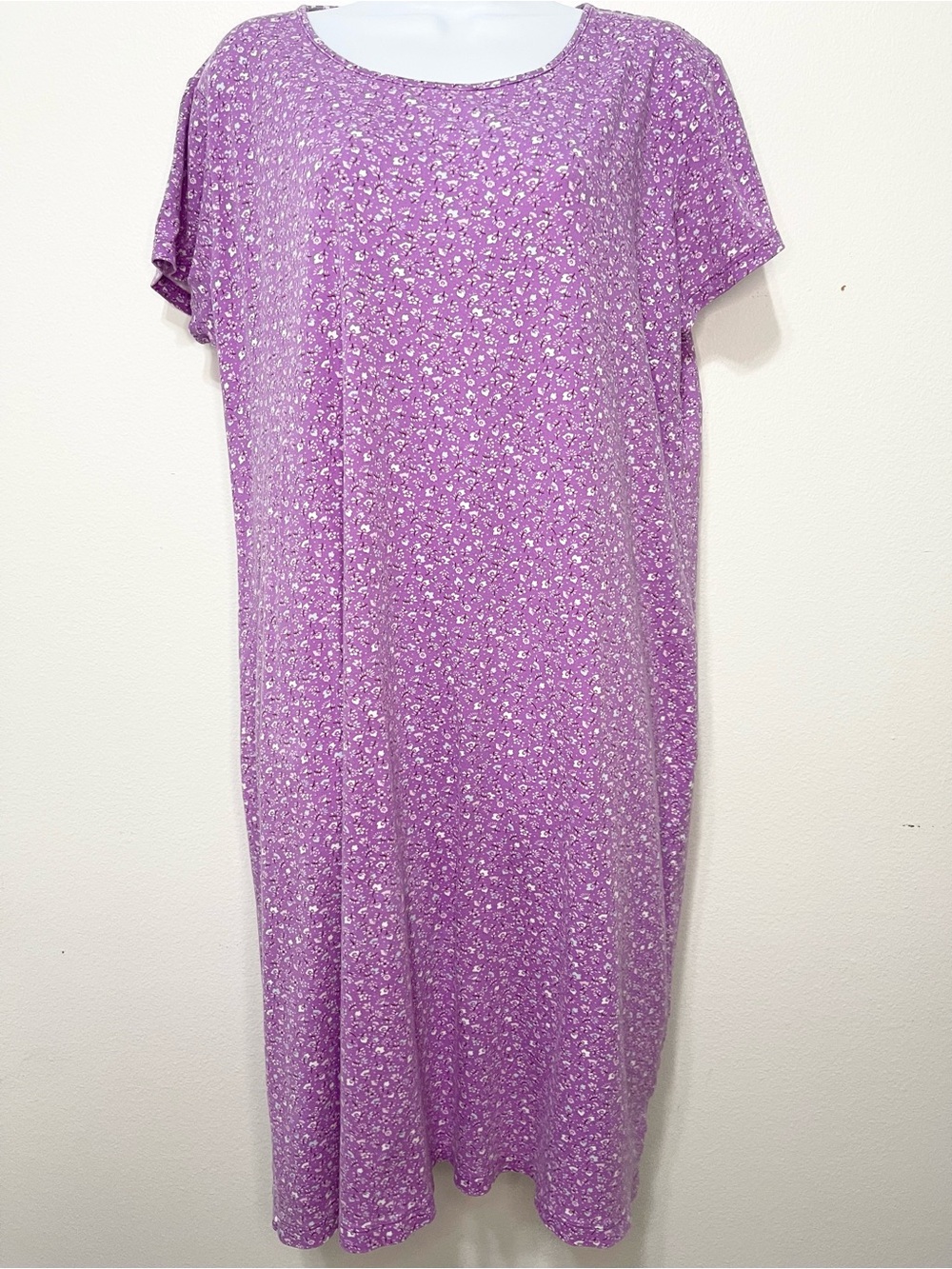 Lands' End Cotton Lavender Floral Nightgown Sz 14-16 PTP 25”-28” EU